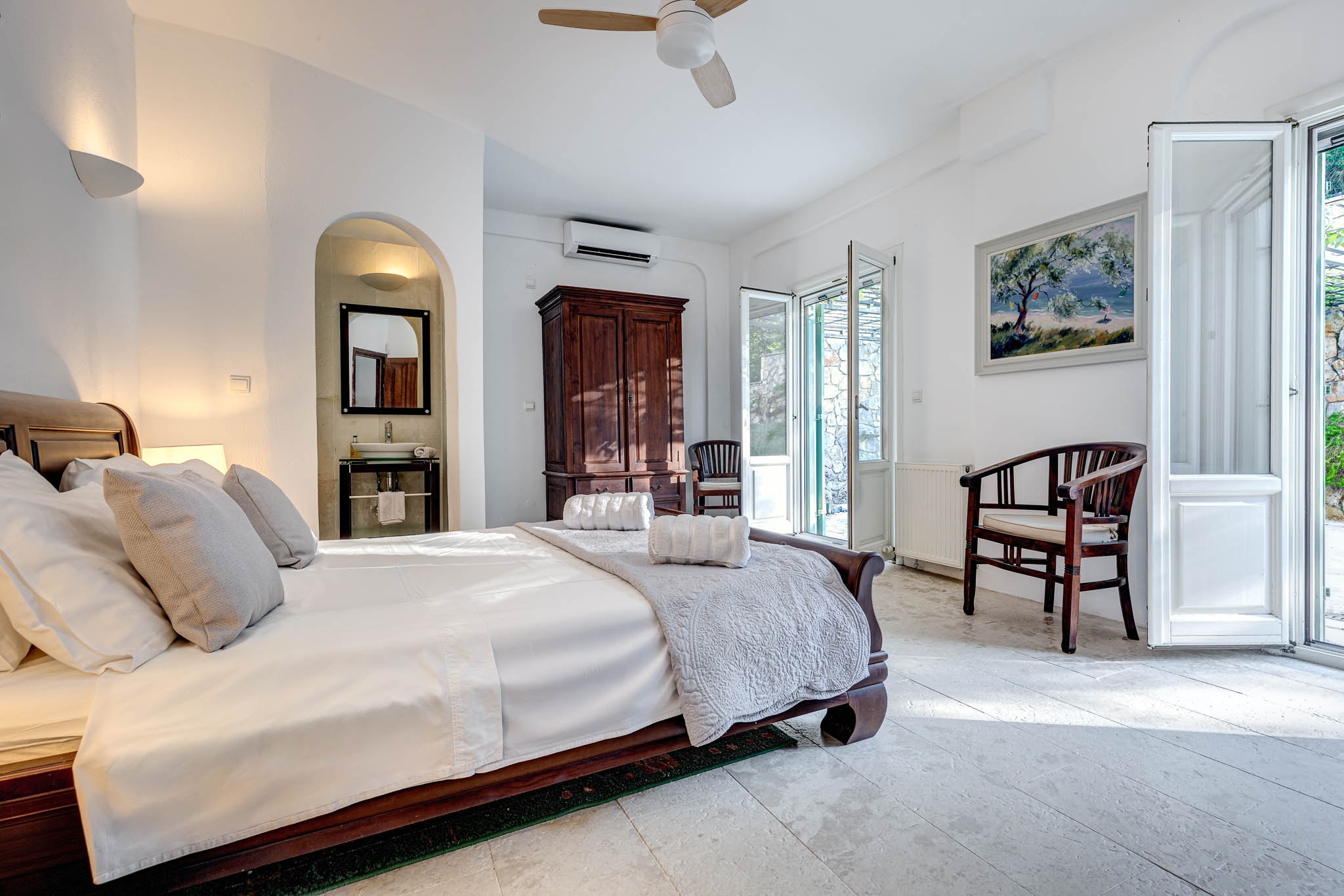 Eagle's Rest - Image 24