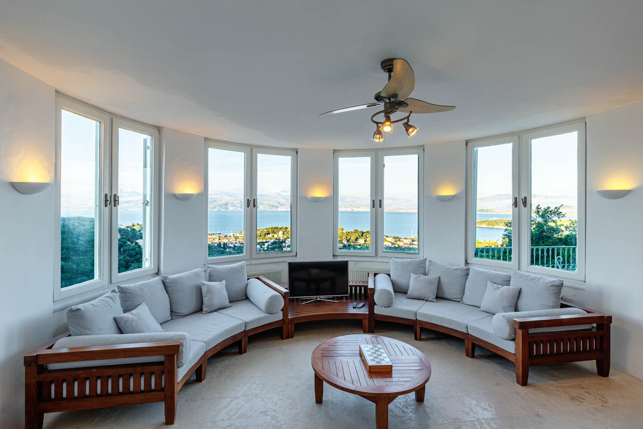 Eagle's Rest - Image 34